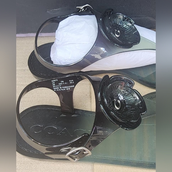 COACH jelly sandal - Picture 2 of 7